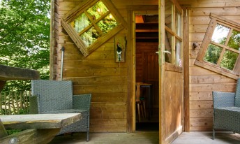 Gallery image mobile 3